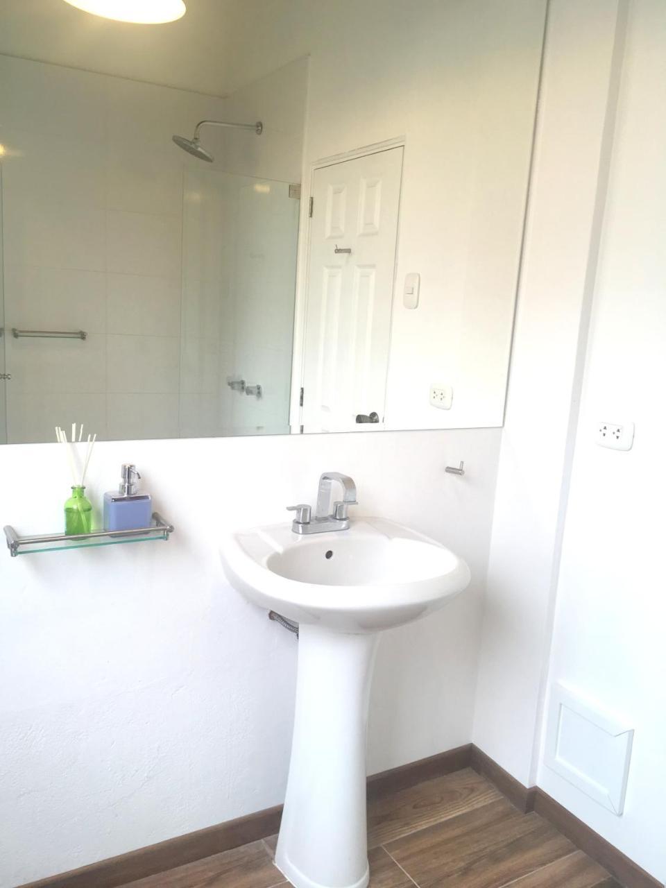 Habitación Doble con baño privado - 2 camas